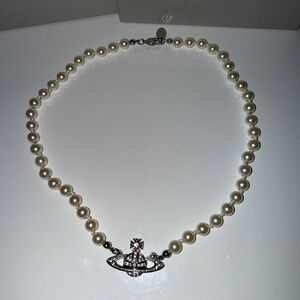 Vivienne Westwood pearl choker necklace